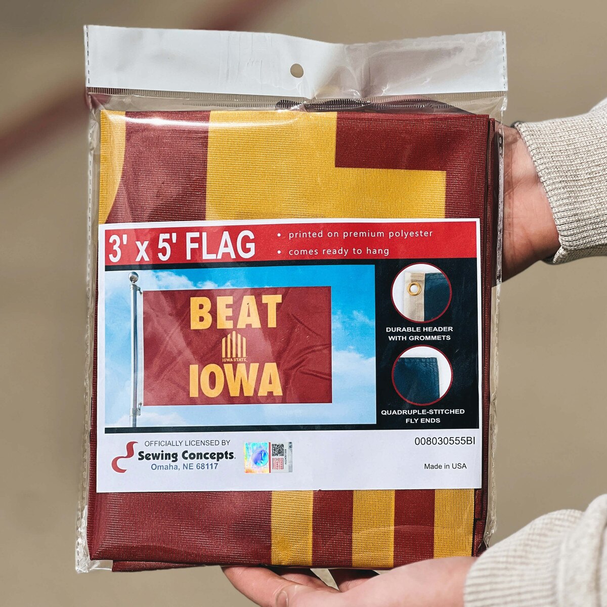 Beat Iowa Vintage 5-Bar Cardinal Deluxe Flag (3'x5')